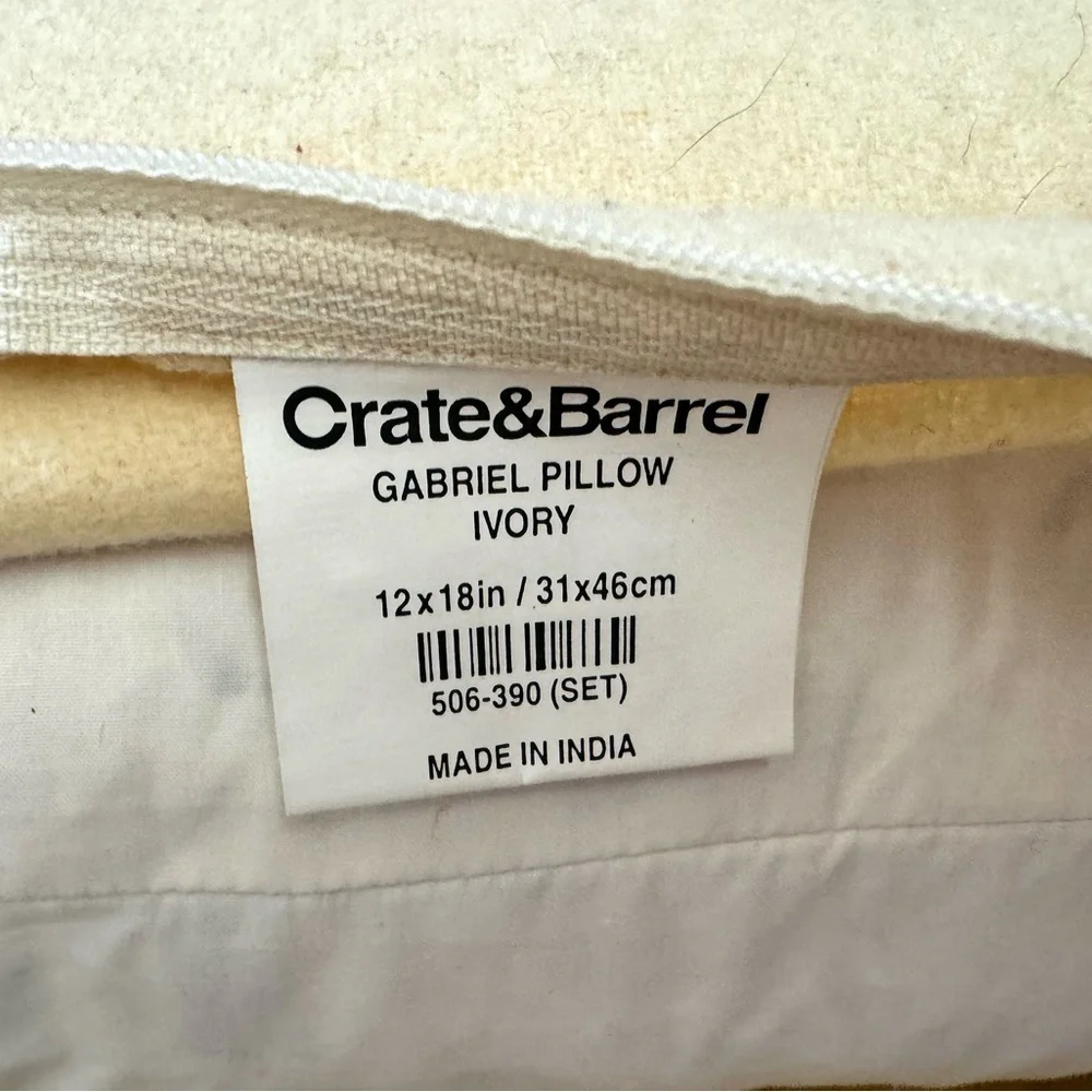 (Set/2) Crate & Barrel Wool Holiday “Cheer” & “Gabriel”Pillows Ivory Red Green